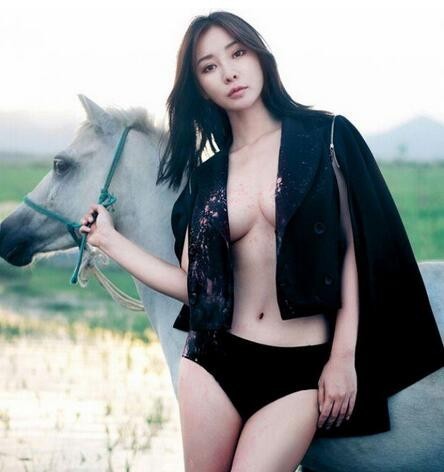 柳岩又曝乳了，这次真的能入眼吗？