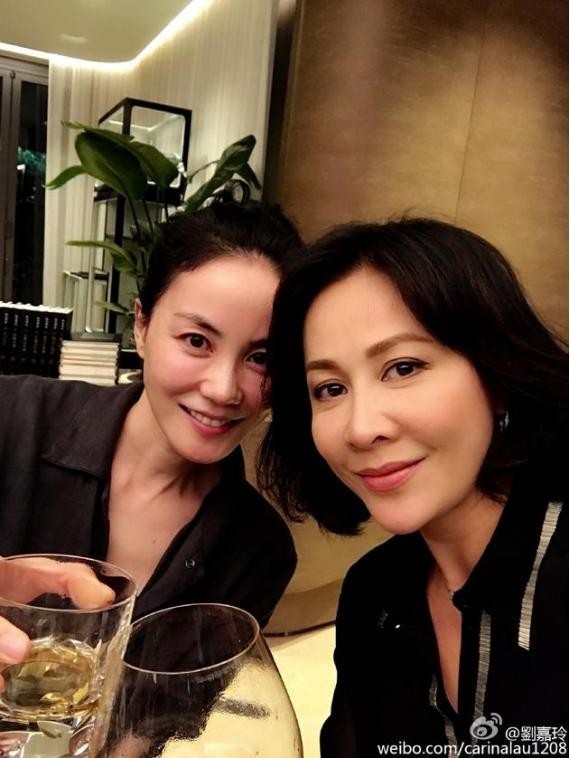 王菲和刘嘉玲是娱乐圈中有名的好闺蜜