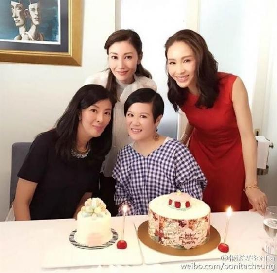 李嘉欣、黎姿19日合体为设计师好友庆生