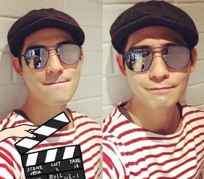 吴建豪在微博晒出一张周渝民的自拍