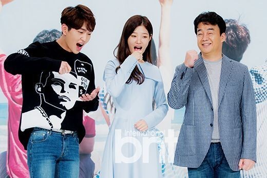 《白老师放煮假》在首尔举行制作发布会