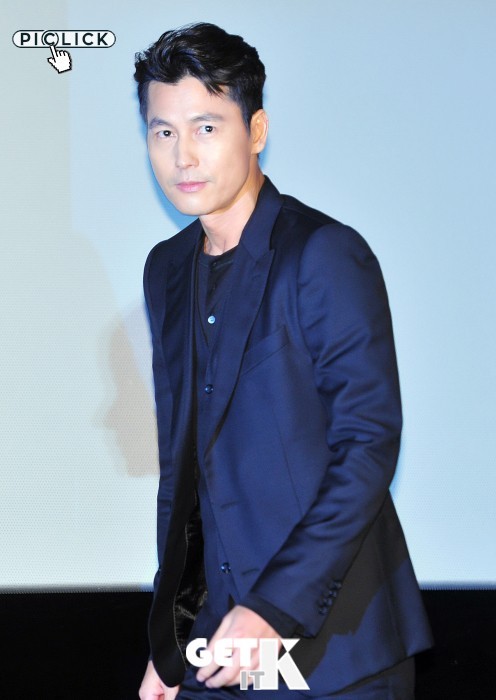 《阿修罗》媒体试映会及记者招待会在首尔往十里CGV举行