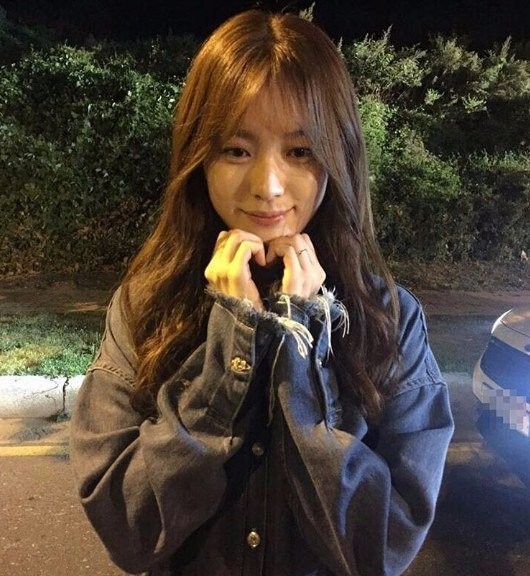 演员韩孝周发散清纯魅力，诉说对《W》的难忘