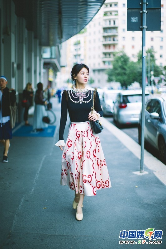 2017米兰春夏时装周大秀正式开启 2017米兰春夏时装周大秀正式开启