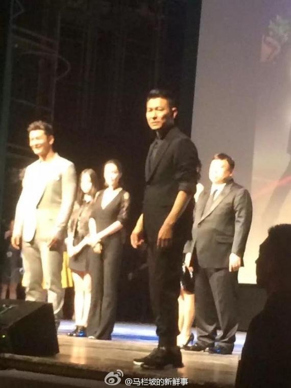 有网友通过微博上传一段刘德华当场发飙的视频