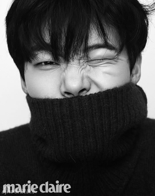 艺人柳俊烈为某时装杂志拍摄最新写真在网上曝光