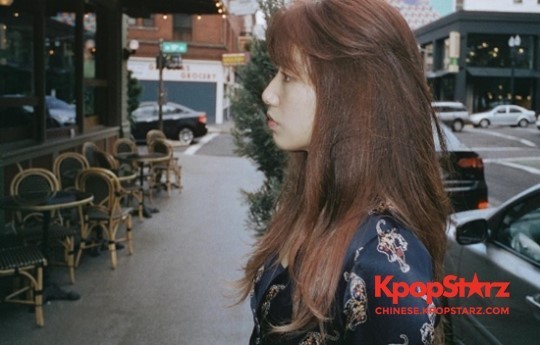 演员朴信惠更新个人INS，演绎画报人生