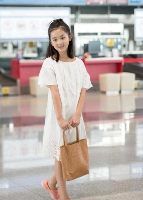 黄磊女儿多多很漂亮，有图没?