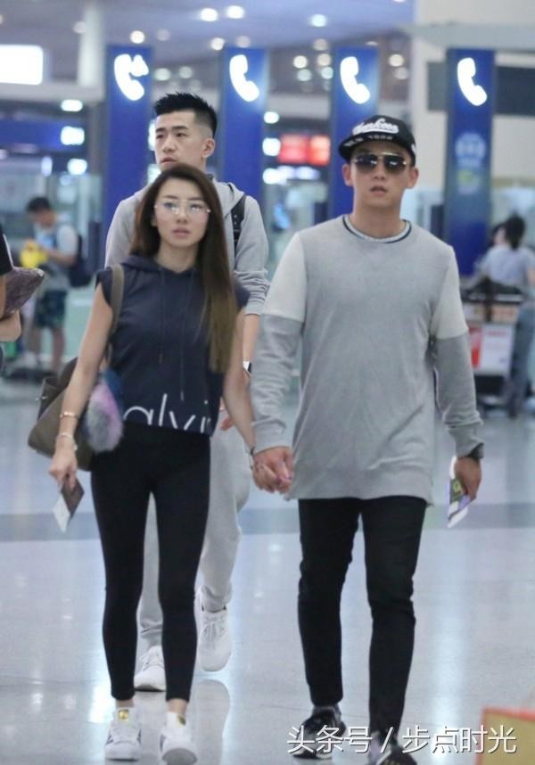 郑恺女友的身高为什么引网友致疑?
