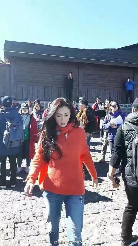 张柏芝目前在哪里录节目？