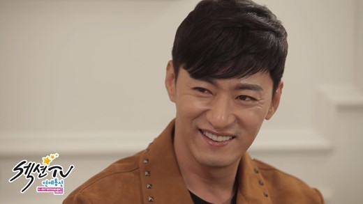 MBC节目朱镇模在《Section TV演艺通信》称比张东健帅