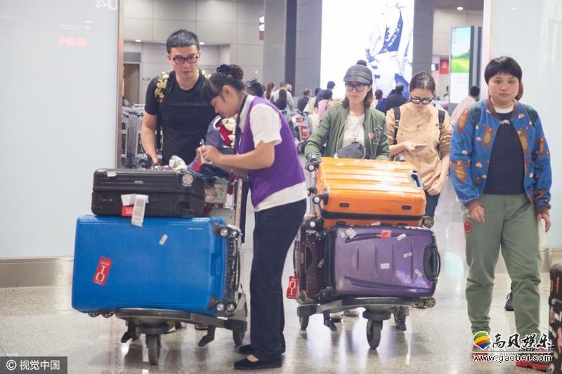 张靓颖回老家筹备婚宴了？