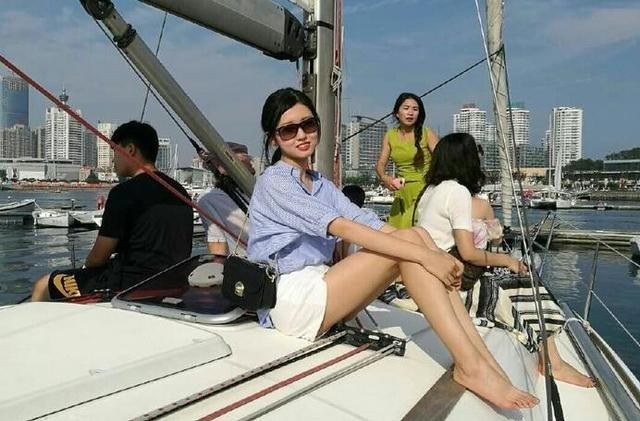 自曝跟李晨约炮的女子被曝光了？