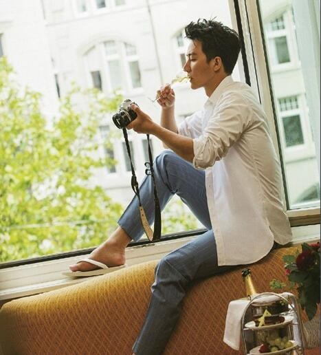 中国内地男演员黄轩是谁？