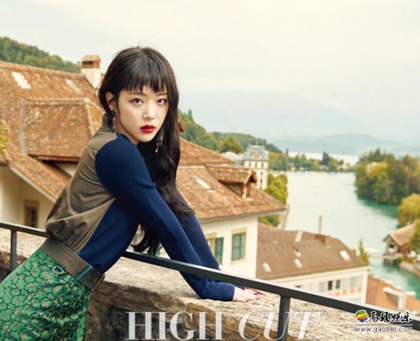 雪莉瑞士首次拍写真红唇雪肌妩媚动人？