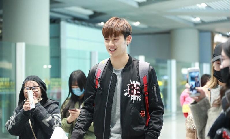 董力-“实习奶爸”回京了？