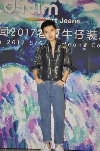 真空牛仔贾超也亮相了时装周？