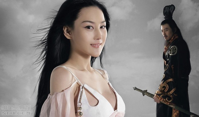 张馨予是哪个学校毕业的？