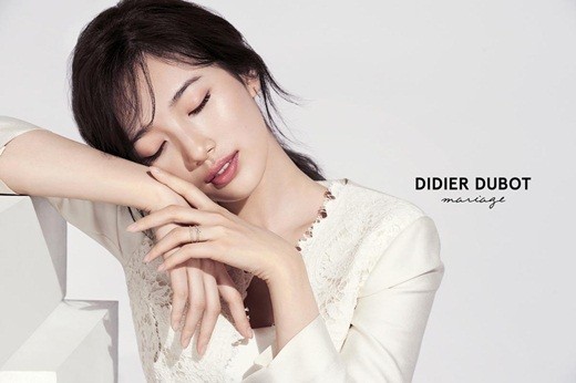 女子组合miss A成员秀智为某珠宝品牌拍摄的广告公开