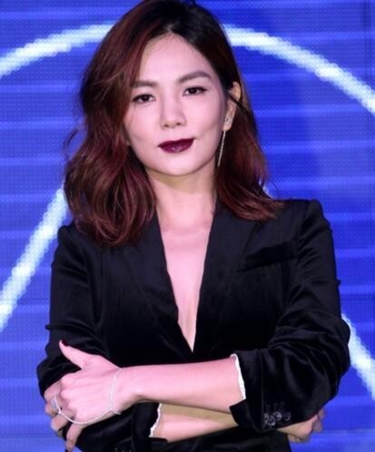 Ella有透露是怎样就怀孕了吗？