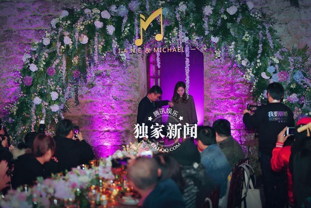 张靓颖与冯轲婚礼欢迎晚宴曝光了? 张靓颖与冯轲婚礼欢迎晚宴曝光了?