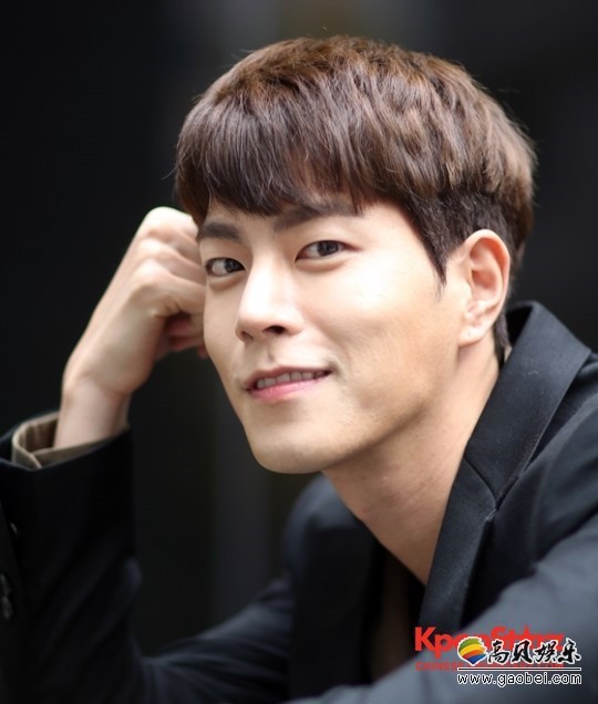 洪宗玄被爆与NANA恋爱中? 洪宗玄被爆与NANA恋爱中?