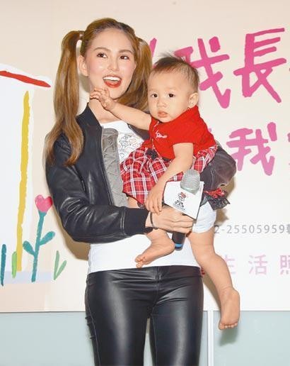 昆凌自曝得了什么病？