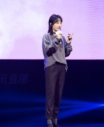 白百何“星空演讲”开讲了？