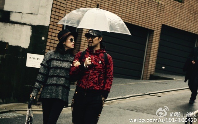 别人家的双11是“买买买”，章子怡和汪峰的双11是“爱爱爱”