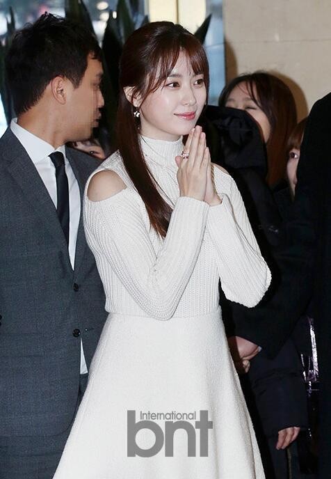 韩孝周出席了什么签名会活动？