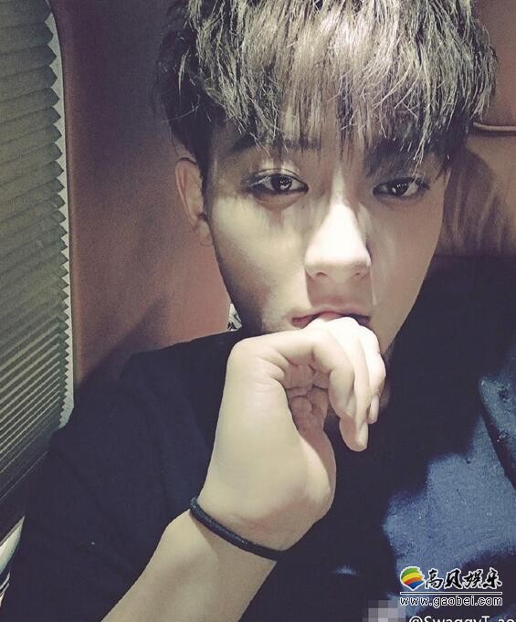 成龙是怎样评价黄子韬的呢？