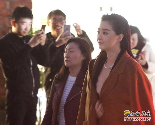 微胖的蒋欣现身参加活动了？