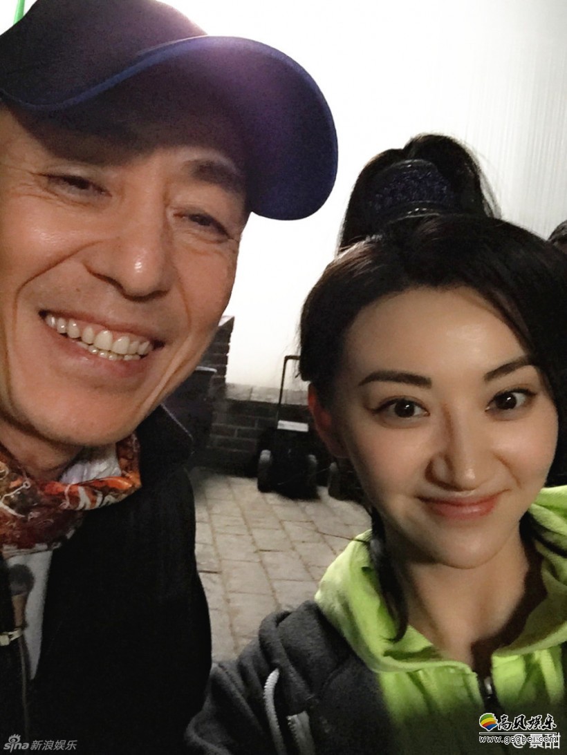 景甜在微博晒出《长城》幕后花絮照