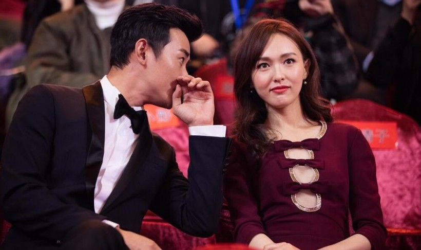 罗晋与唐嫣耳语眼神充满了爱意？