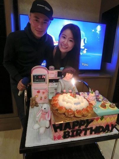 孕妈咪林心如晒“恩爱照”了？