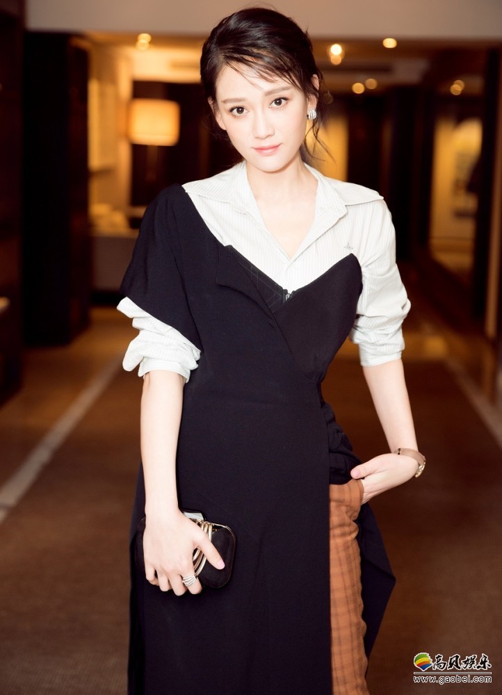 陈乔恩这帅气造型，你打多少分？