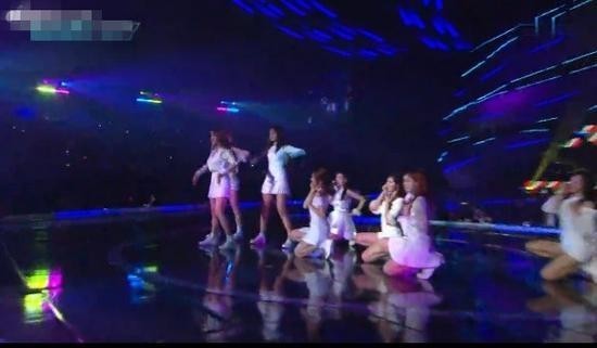 韩国年度盛事SBS歌谣大战直播竟出错了？