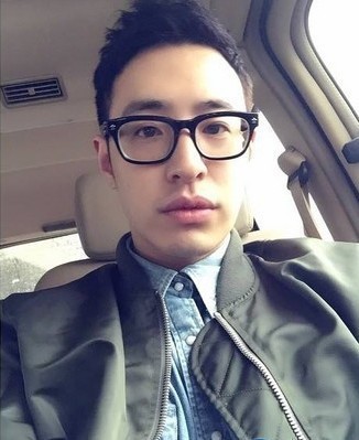 潘玮柏工作室签约国韵文化发布会在哪里召开？