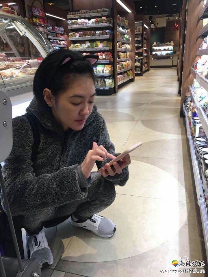 1月9日，小S微博晒照，称自己再失业
