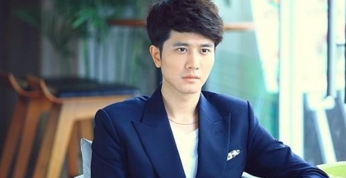 《快乐大本营》2015年3月7日嘉宾都有：朱亚文、彭冠英、黄轩、霍建华