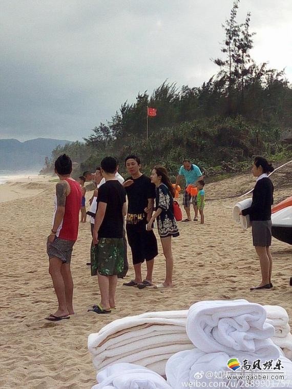 有网友在三亚海棠湾偶遇王思聪一行人
