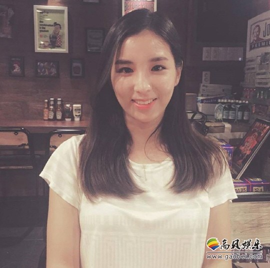 SBD娱乐近期已与演员康石雨之女康多恩签订专属合约