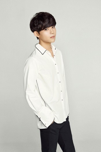 韩国组合少年24成员李和英所属经纪公司与其解约