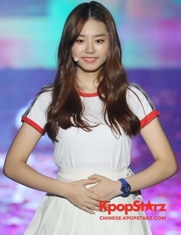 女子组合I.O.I成员金素慧对于组合再组发表了相关言论