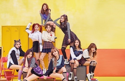 TWICE的《TT》在youtube突破一亿五千万点击大关
