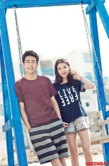 歌手IU和演员李玹雨两人合体拍摄画报的幕后照片