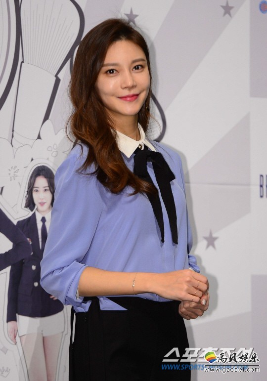 HB娱乐方面表示已与演员车艺莲签订专属合同