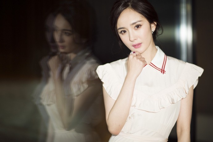 3月16日，杨幂、董洁等女星亮相北京某品牌活动