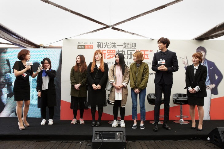 演员李光洙参与的4月1日粉丝活动圆满结束 演员李光洙参与的4月1日粉丝活动圆满结束