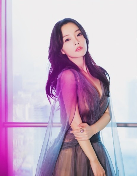 李小璐一组出席活动的照片曝光